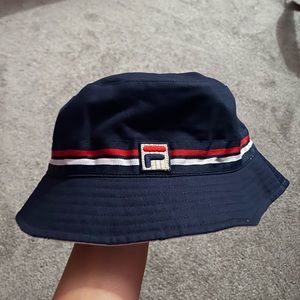 Bucket hat
